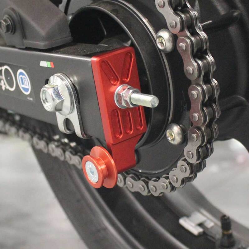 CHAIN ADJUSTER WITH PICK UP SPOOLS CBR250R, CBR300R & CB300F 11-19 - RED